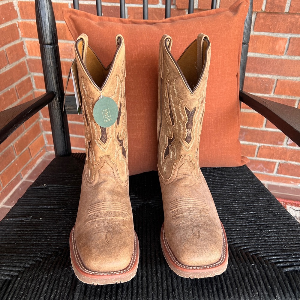 Men’s Laredo boots NWT